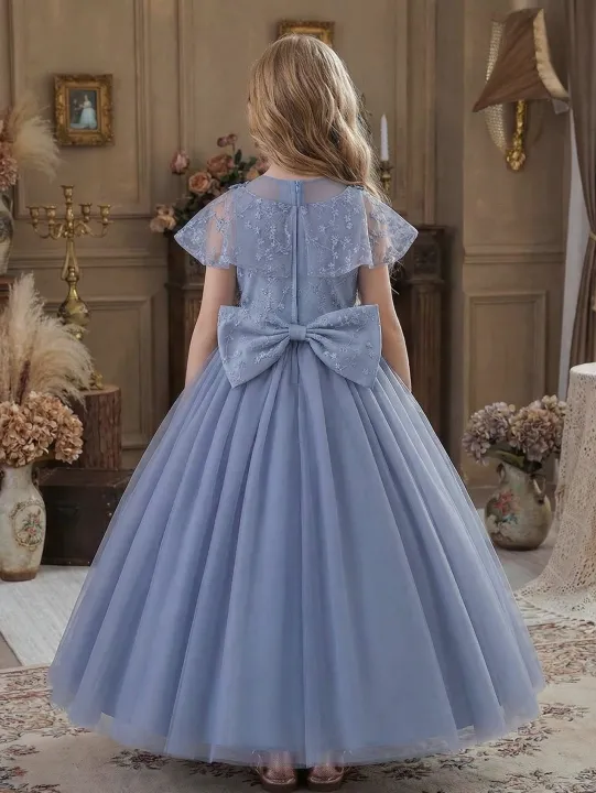 Tween%20Girl%20Grey%20Blue%20Wedding%20Flower%20Girl%20Dress%20with%20Removable%20Butterfly%20Knot%20Decorative%20Belt,%20Small%20Shawl%20with%20Floral%20Embroidery%20-%20Image%202