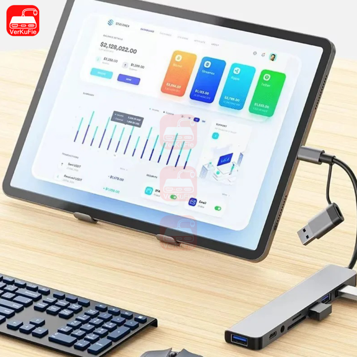 USB%20C%20Hub%20USB%20Splitter%208%20in%201%20USB%20Extender%20with%204%20USB%20Port%201%20USBC%20Port%20TF/SD%20Card%20Reader%20Audio%20Output%20Compatible%20for%20MacBook%20-%20Image%204