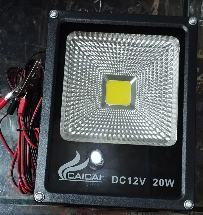 solar%20LED%20outdoor%20light%2012%20volt%20and%2020%20watt%20-%20Image%204