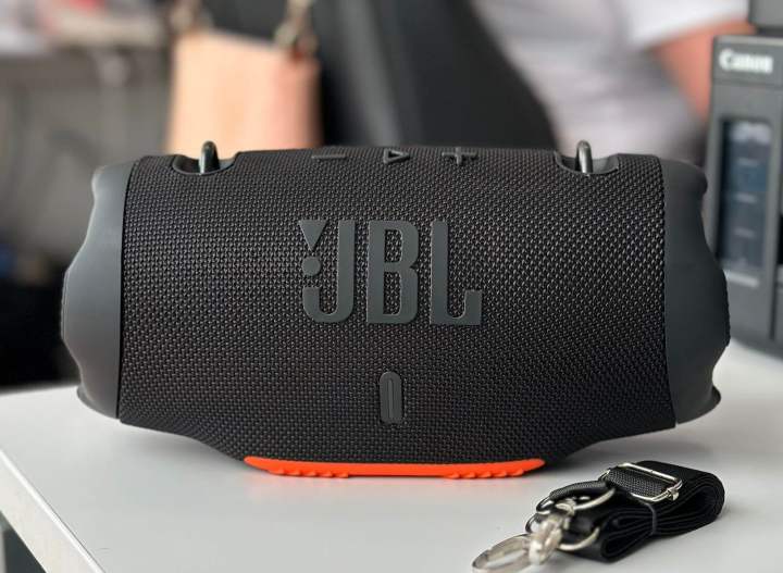JBL%20Xtrmm%204%20Mini%2016W%20Power%20Wireless%20Bluetooth%20Speaker%20With%20Hanging%20Belt%20JBL%20Real%20Logo%20A%20Grade%20High%20Quality%20Premium%20Xtreme%204%20Mini%20Bluetooth%20Speaker%20High%20Quality%20-%20Image%204