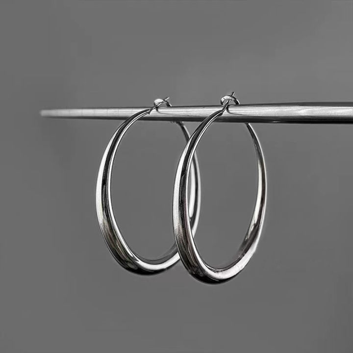New%20Big%20Circle%20Hoop%20Earrings%20for%20Women%20Trendy%20Exaggerated%20Silver%20Gold%20Color%20Metal%20Geometric%20Smooth%20Round%20Earring%20Jewelry%20-%20Image%204