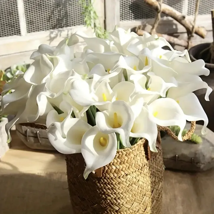 20pcs%20Vibrant%20Artificial%20Calla%20Lily%2034cm%20PU%20Fake%20Flower%20Artificial%20Calla%20Lily%20Wedding%20Bridal%20Bouquet%20Birthday%20Party%20Home%20Decor%20-%20Image%203