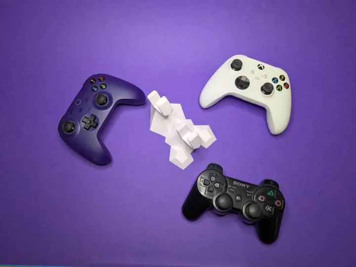 Xbox%20controller%20stand%20-%20Image%202
