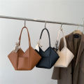 Women's Big Size Tote Bags Quality Soft Leather Shoulder Bag Silk Scarf Decoration Handbag Ladys New Large Capacity Shopping Bag.