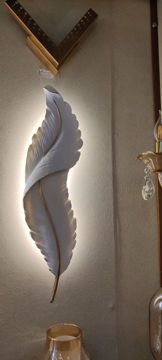 Feather%20wall%20Lamp%20-%20Image%204
