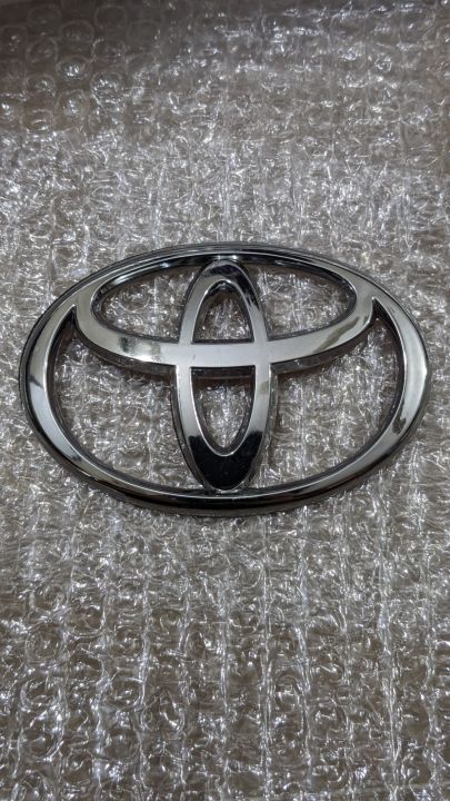 Toyota%20Logo%20Emblem%204.5X3%20Inches%20-%20Image%202