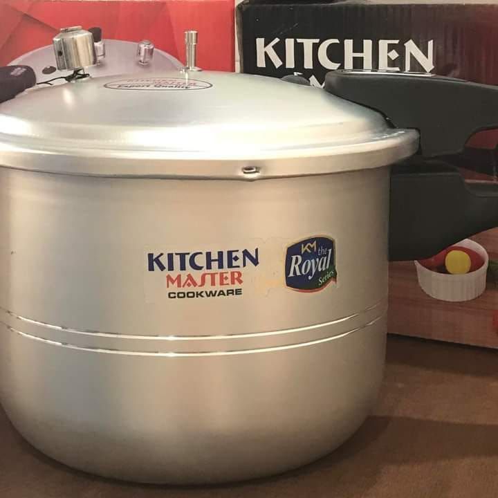 kitchen Master pressure cooker