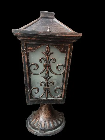 Gate%20lights%20outside%20Fiber%20material%20Decent%20design%20-%20Image%202