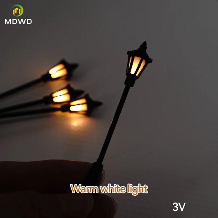 5pcs%20Layout%20Lamppost%20Model%20Lamp%20Railway%20Train%20Scenery%20Table%20War%20Game%20DIY%20Model%20Lamp%203V%20Lights%20Miniature%20-%20Image%202