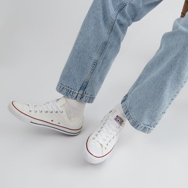 Chuck%20Taylor%20All%20Star%20OX%20Low%20Black%20and%20White%20Men%20by%20Comfort%20Corner%20-%20Image%205