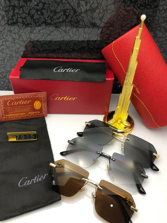 Cartier%20unisex%20sunglasses%20with%20brand%20box%20-%20Image%204
