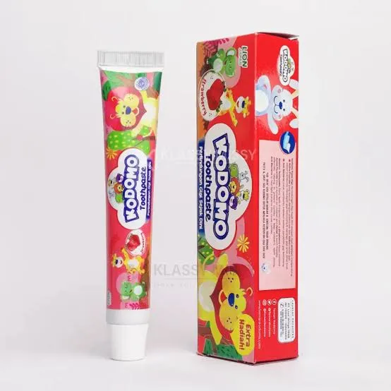 kodomo%20baby%20toothpaste%20-%20Image%202