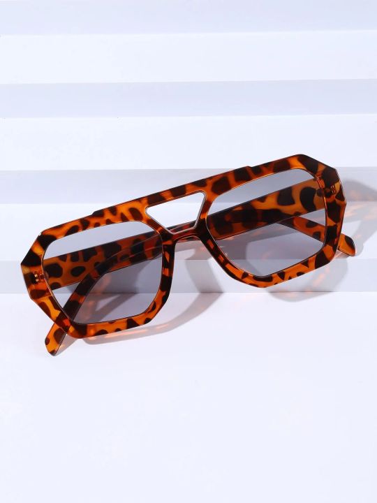 Cross%20Border%20European%20and%20American%20Double%20Beam%20Irregular%20Sunglasses%202023%20New%20Retro%20Personalized%20Sunglasses%20Popular%20on%20the%20Intern%20-%20Image%203