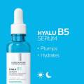La Roche‑Posay Hyalu B5 Pure Hyaluronic Acid Serum (30 ml). 