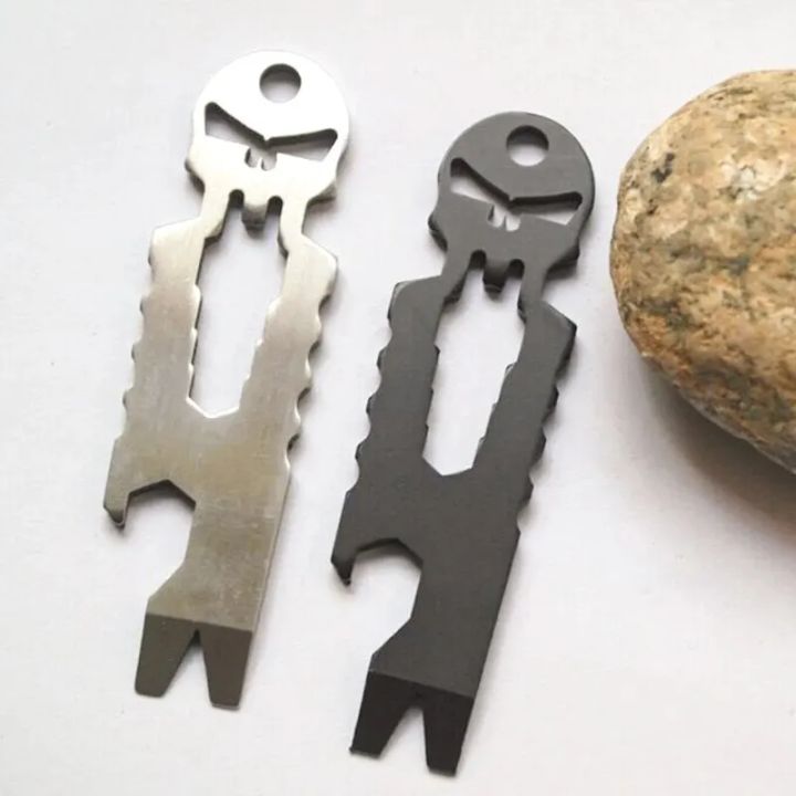 Stainless%20Steel%20%20EDC%20Carry-on%20Pocket%20Outdoor%20Multi-function%20Tool%20Skull%20Keychain%20Screwdriver%20Crowbar%20-%20Image%202