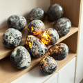 Natural Bright Yooperlites Flamestone UV Glowing Crystal Stone FireStone Fluorescent Sodalite Flame Stone Home Decoration Stone. 