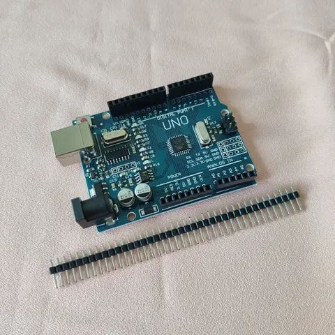 Arduino%20UNO%20R3%20SMD%20Development%20board%20With%20USB%20cable%20for%20robotics%20&%20automation%20project.%20-%20Image%202