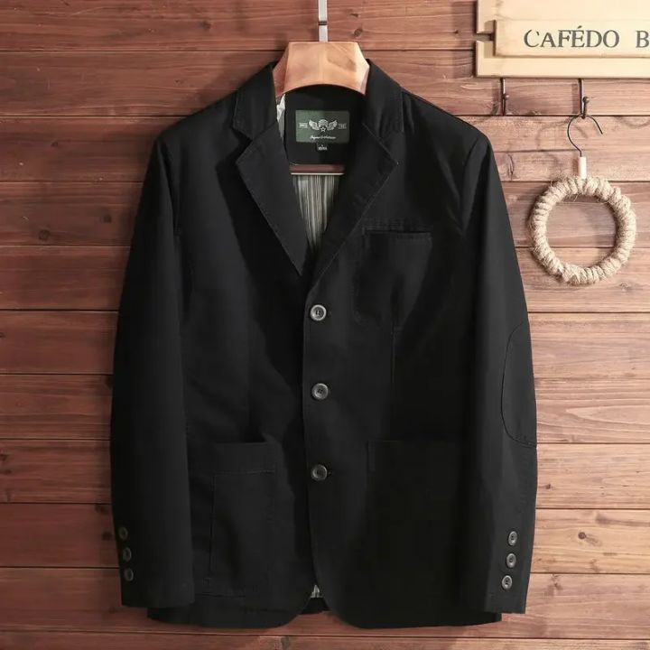 New%20European%20Plus%20Size%20Men's%20Jacket%20Elegant%20Italian%20Style%20Gentleman%20Business%20Lapel%20Loose%20Casual%20Slim%20Fit%20Three%20Buttons%20Blazer%20-%20Image%204