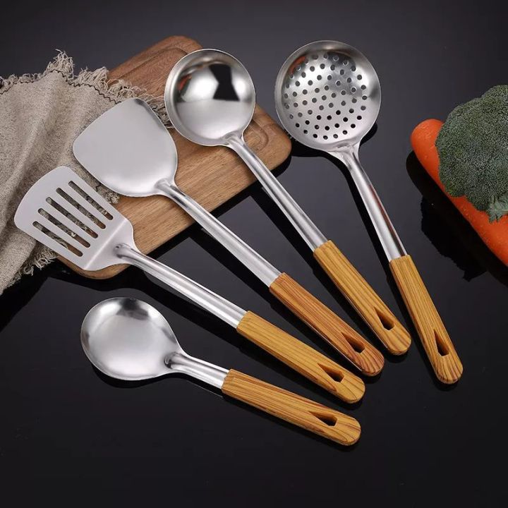 Wooden%20Handle%20Stainless%20Steel%20Wok%20Spatula%20Rice%20Spoon%20Frying%20Cooking%20Utensils%20-%20Image%207