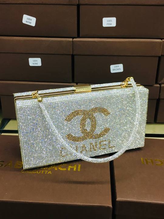 Party%20Clutch%20with%20long%20belt%20premium%20Quality%20bag%20-%20Image%205