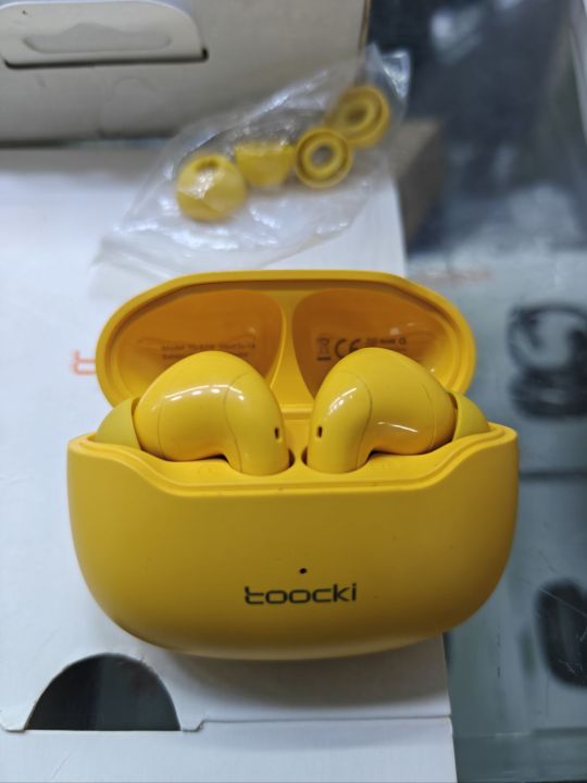 Toocki%20LY04%20Noise%20Cancellation%20Wireless%20Headset%20-%20Image%202