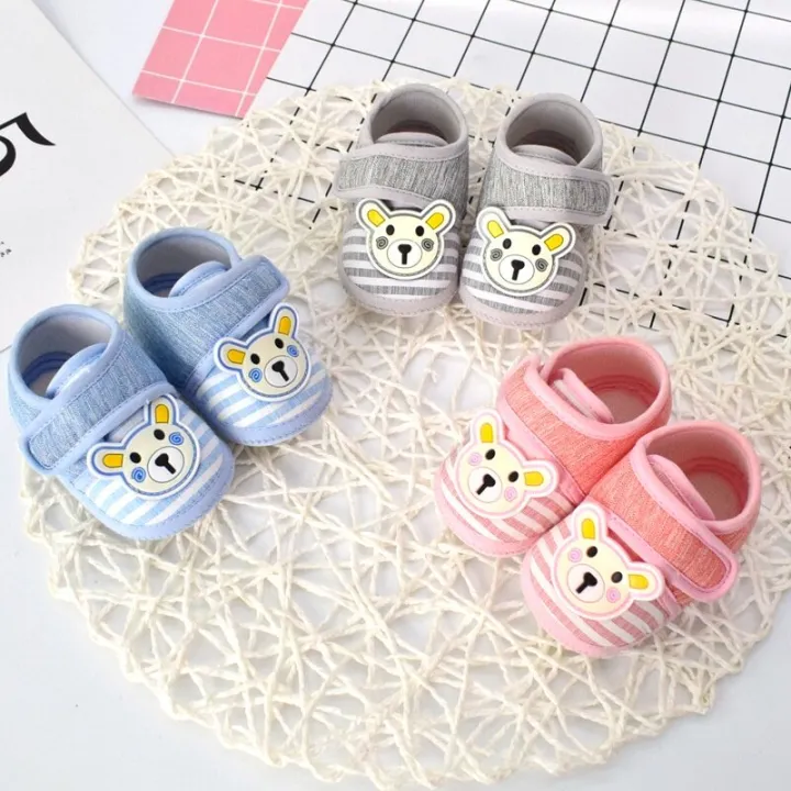 Baby%20shoes%200-12%20months%20bear%20stripes%20(with%20patches)%20-%20Image%202