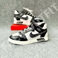Sneakers Weightless Vans Shoes For boys casual lace up rubber sool lace up shoes.