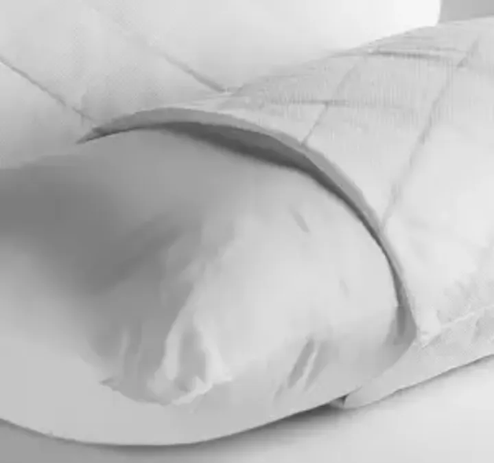 Pillow protector 💯 waterproof zipper with inner layer
