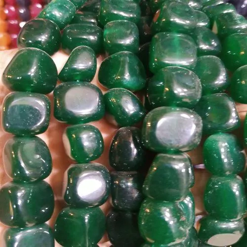 Emerald%20colour%20real%20jade%20stone%20string%20for%20sale%20in%20very%20reasonable%20price%20-%20Image%202