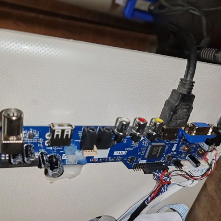 Universal%20LCD%20TV%20Controller%20Driver%20Board%20+%201CH%206bit%2040Pin%20LVDS%20Cable%20+%207%20IR%20Key%20Board%20Combo%20for%201366x768%20Pixel%20Panel%20Replace%20T.V56%20DS-V59%20-%20Image%207