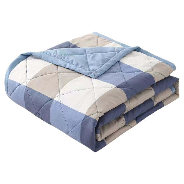 Summer%20Blanket%20Lightweight%20Air%20Condition%20Comforter%20Sofa%20Blanket%20for%20Sleeping%20-%20Image%204