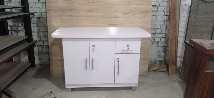 Iron%20Stand%20wooden%20%7C%20Istri%20Stand%20%7C%20Iron%20Table%20customised%20Iron%20table.%20-%20Image%203