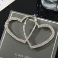2pcs Silver-plated Earrings Ladies Light Luxury Fashion Style Exaggerated Personality Big Love Wear To Enhance The Temperament.