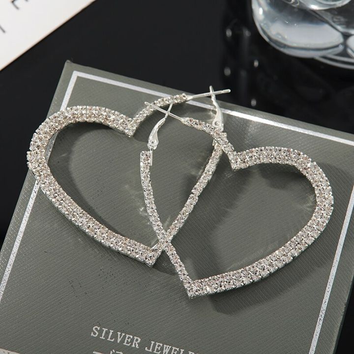 2pcs%20Silver-plated%20Earrings%20Ladies%20Light%20Luxury%20Fashion%20Style%20Exaggerated%20Personality%20Big%20Love%20Wear%20To%20Enhance%20The%20Temperament%20-%20Image%203