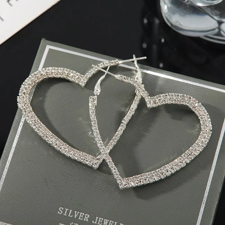 2pcs%20Silver-plated%20Earrings%20Ladies%20Light%20Luxury%20Fashion%20Style%20Exaggerated%20Personality%20Big%20Love%20Wear%20To%20Enhance%20The%20Temperament%20-%20Image%203