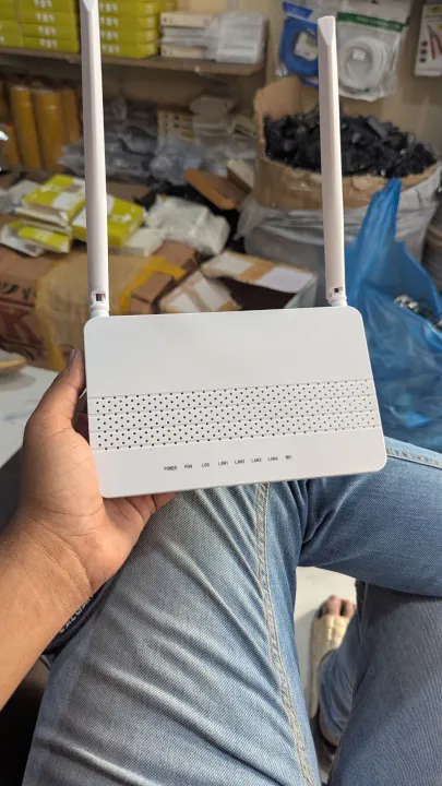 Huawei%20HG8245H%20XPON%20WiFi%20Router%20%7C%201GE%20+%203FE%20%7C%20High%20Speed%20FTTH%20%7C%20Router%20Long%20Range%20-%20Image%208