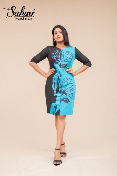 BLUE APPLIQUE PRINT CONTRAST BLACK COLOUR BODY CORN SHORT DRESS