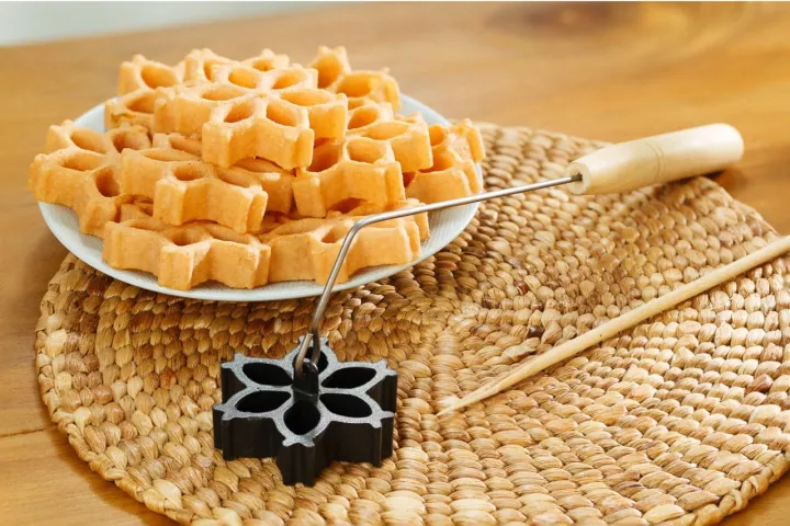 High Quality Bristo original Non-Stick Kokis Mould Kokis Achchu Kokis ...