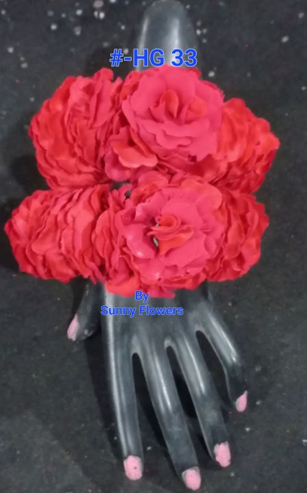 Artificial%20Flowers%20Hand%20Gajra%20/%20Bangles%20/%20kangan%20of%20velvet%20Fabric%20Red%20Colour%20-%20Image%202