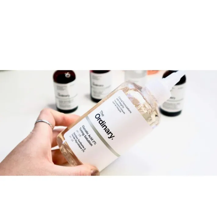The%20Ordinary%20Glycolic%20Acid%207%25%20Exfoliating%20Toner%20240ml%20-%20CANADA%20-%20Image%206