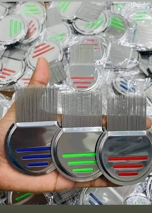 Lice%20Terminator%20Comb%20And%20All%20Nit%20Egg%20Free%20-%20Professional%20Stainless%20Steel%20Lice%20Removal%20Comb%20-%20Image%202