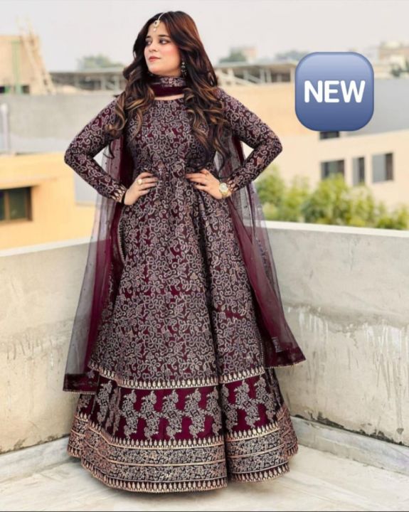 ladies%20fancy%20all%20over%20block%20print%20maxi%202piece%20-%20Image%204