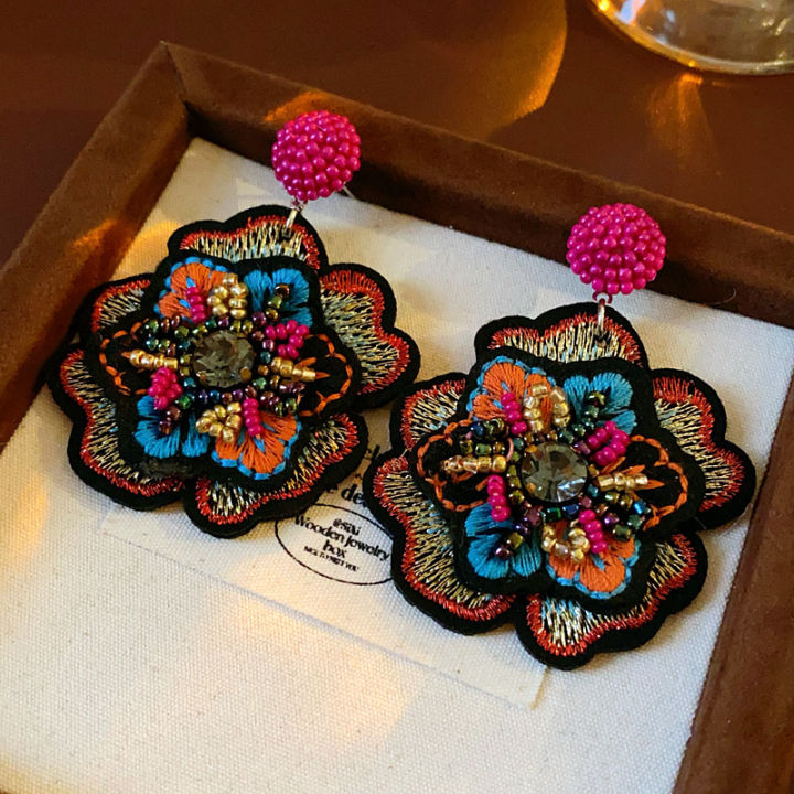 Colorful%20Rice%20Beads%20Embroidered%20Flower%20Earrings%20for%20Women%20Unique%20Design%20Drop%20Earring%20Retro%20Delicate%20Luxury%20Designer%20Jewelry%20-%20Image%204