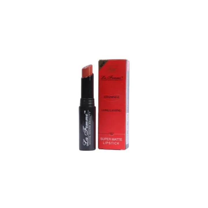 La%20Femme%20Super%20Matte%20Lipstick%20-%20Image%208