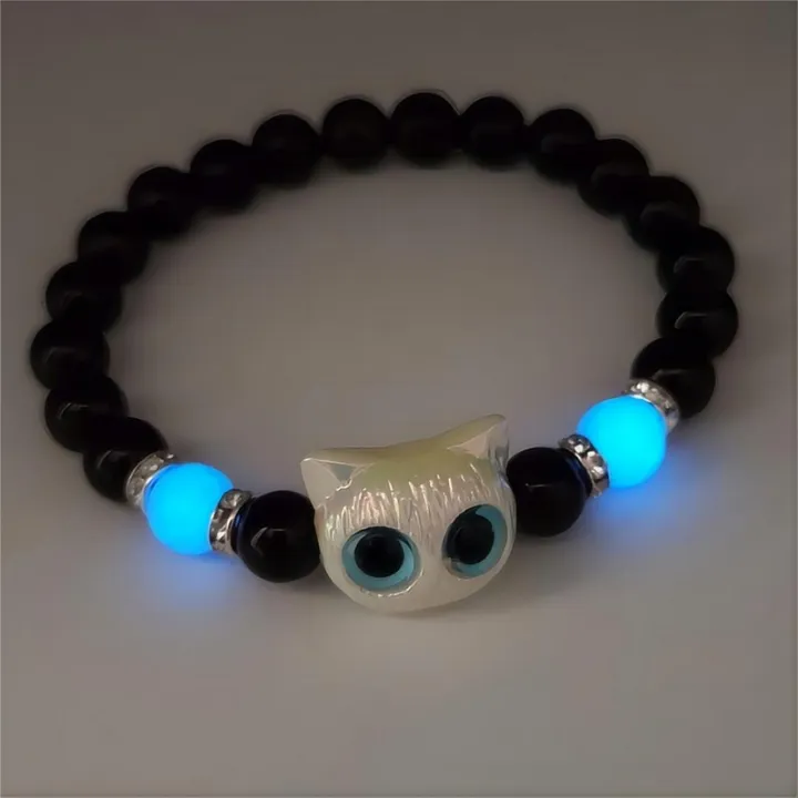 Cute%20Cartoon%20Big%20Eye%20Cat%20Luminous%20Bracelets%20Glow%20In%20The%20Dark%20Fluorescence%20Pendant%20Bracelet%20For%20Women%20Couple%20Friendship%20Jewelry%20-%20Image%203