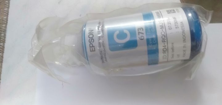 Epson%20Ink%20Geniun%20Cyan%20bottle%2070%20ml%20-%20Image%202