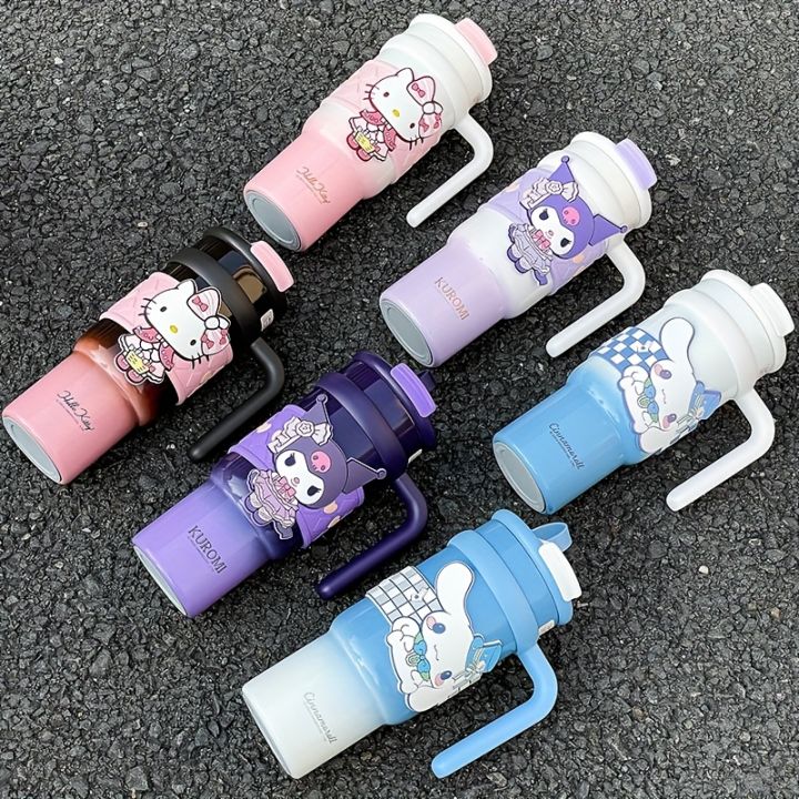 1pc%20Hello%20Kitty%20Stainless%20Steel%20Insulated%20Cup,%20900ML%20Large%20Capacity%20Cute%20Water%20Cup,%20Christmas%20,%20Car%20Cup%20&%20Portable%20Coffee%20Mu%20-%20Image%203