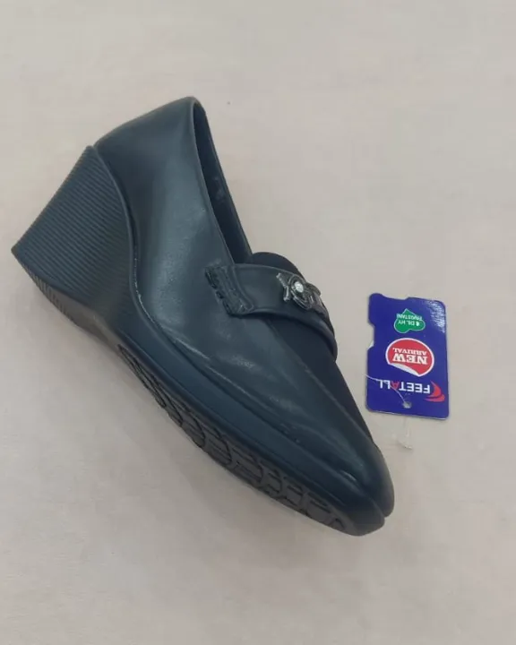 Black%20coor%20bed%20sole%20cote%20shoes%20for%20women%2078600003%20-%20Image%204