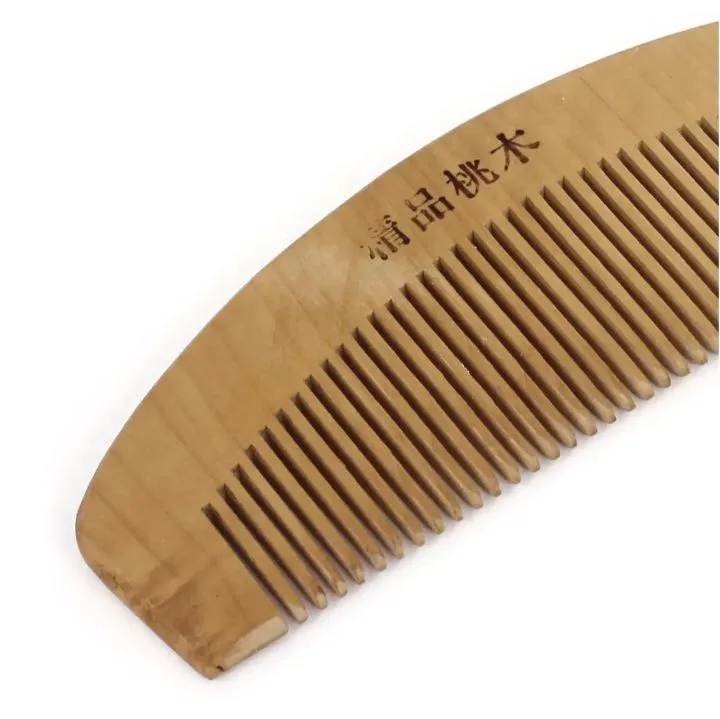 wooden%20comb%20for%20all%20hair%20-%20Image%207