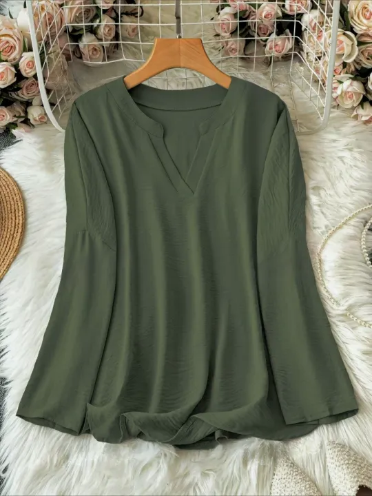 Plus%20Size%202025%20New%20Casual%20Tops%20Women's%20Loose%20Long%20Sleeve%20Stand%20Collar%20T-shirts%20Polyester%20Fashion%20Female%20Apparel%20V-neck%20Clothing%20-%20Image%203